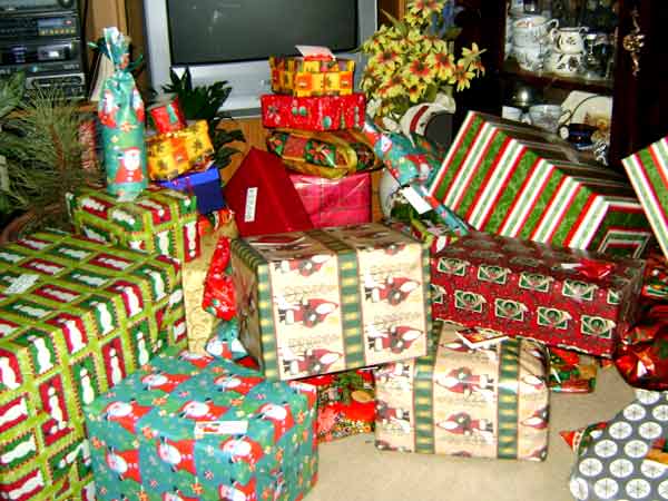 images of christmas presents. Christmas gifts 